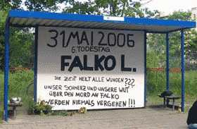 Gedenktransparent für Falko L.